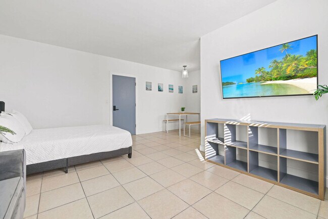 Foto del edificio - 7340 Harding Ave