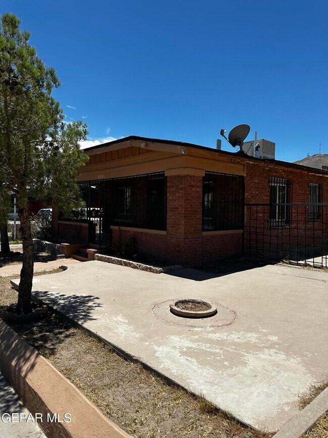 Foto del edificio - 2503 Piedras St