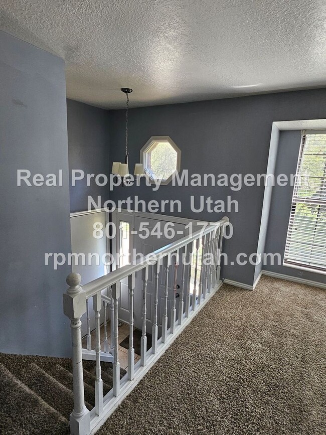 Foto del edificio - 3 Bedroom 2 Bath Home in Layton Now Availa...