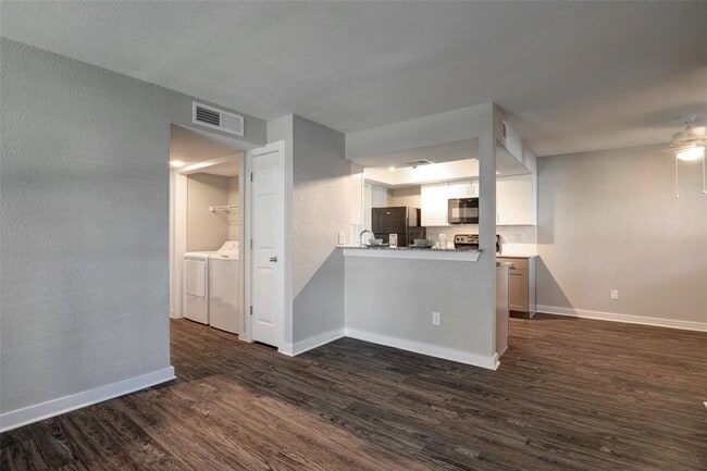 Building Photo - 8787 Hammerly Blvd