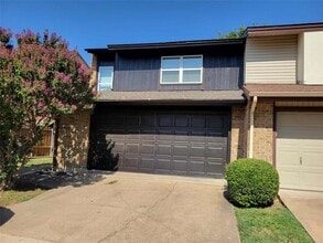 Building Photo - 1806 Highbrook Ct