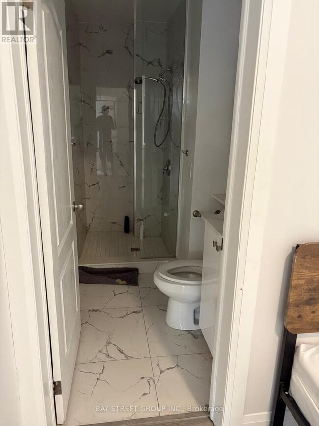 Building Photo - 5757 Stanley Ave