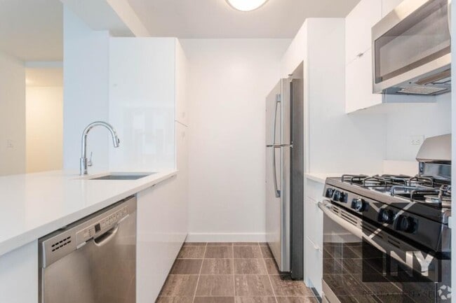 Building Photo - 1 bedroom in NEW YORK NY 10013