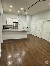 Building Photo - 545 Valley Brook Ave