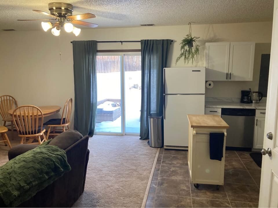 Foto principal - 6245 Lange Dr
