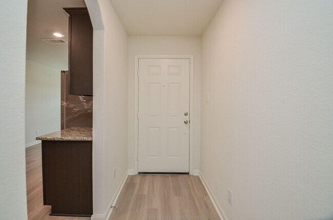 Foto del edificio - 2037 Mule Ridge Dr