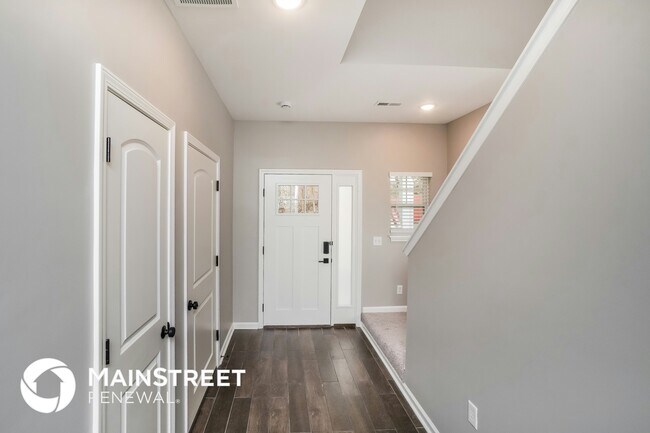 Building Photo - 2083 Paddle Wheel Dr