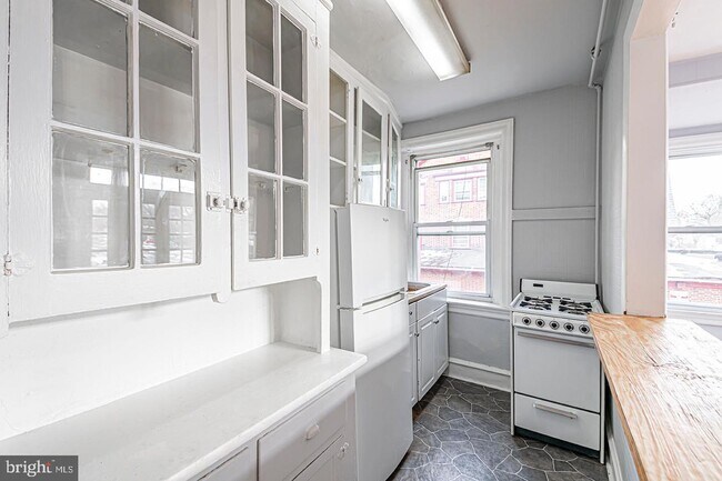 Building Photo - 2115 N 63rd St