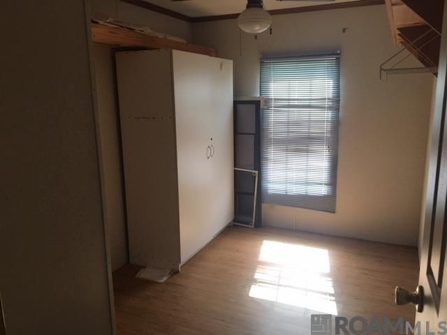 Foto del edificio - 7486 False River Rd