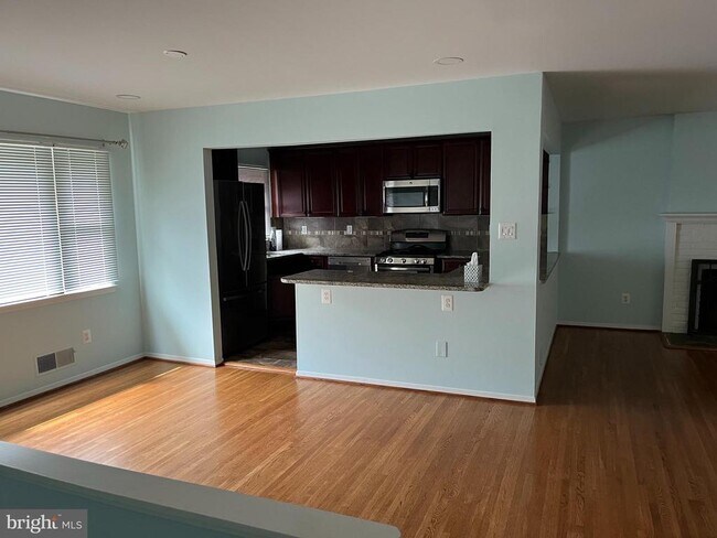 Foto del edificio - 5608 Heming Ave