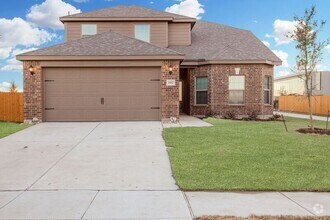 Building Photo - 1917 Dahlia Way