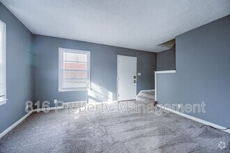 Building Photo - 1807-1809 E 74 Terrace