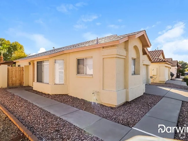 Building Photo - 9191 N 70th Dr