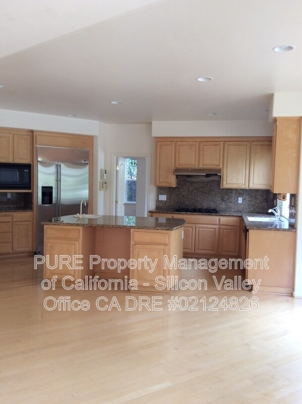 Foto del edificio - 743 Solstice Ct