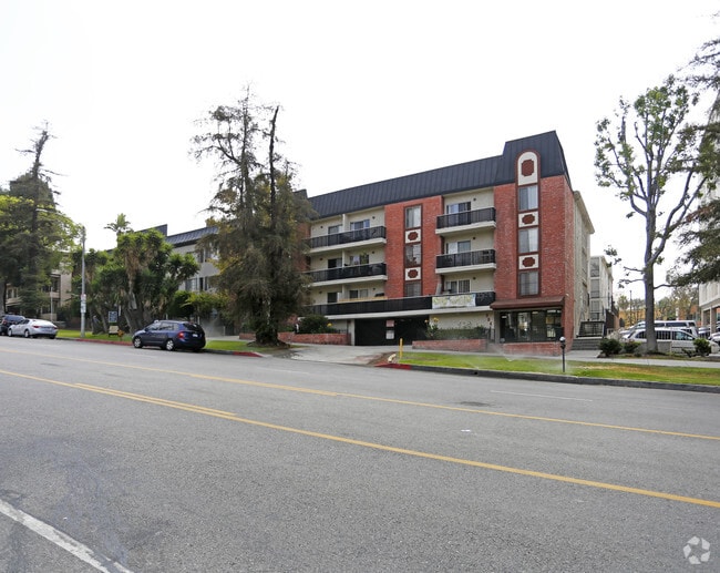 Primary Photo - Park Terrace Apartments
