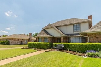 Building Photo - 3916 San Mateo Dr