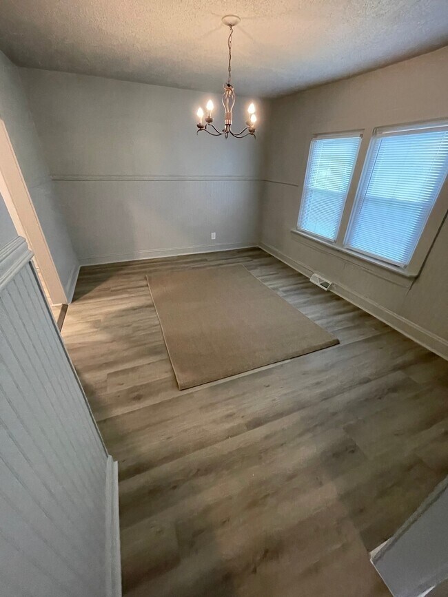 Foto del edificio - 702 Todds Ln