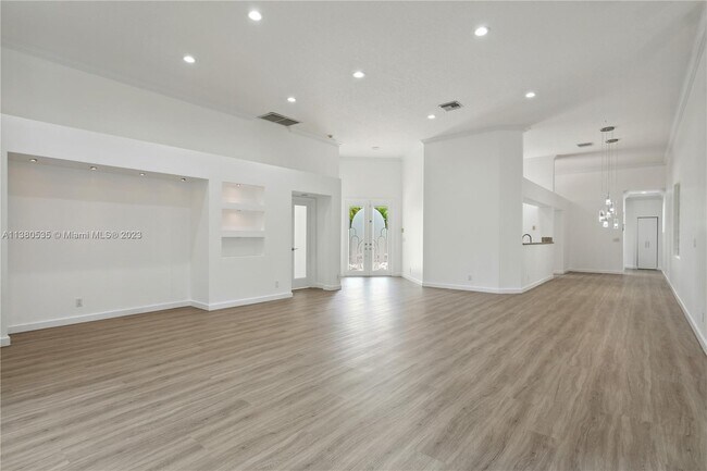 Building Photo - 2489 Bay Isle Dr