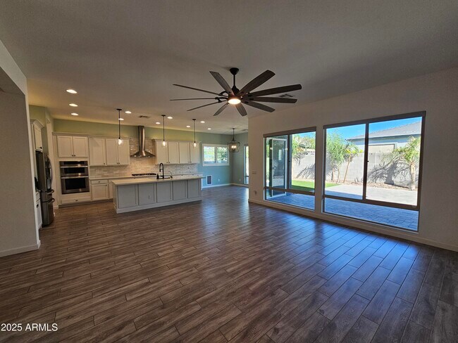 Foto del edificio - 11234 E Unity Ave