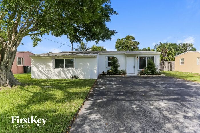 Primary Photo - 2559 NW 62nd Terrace