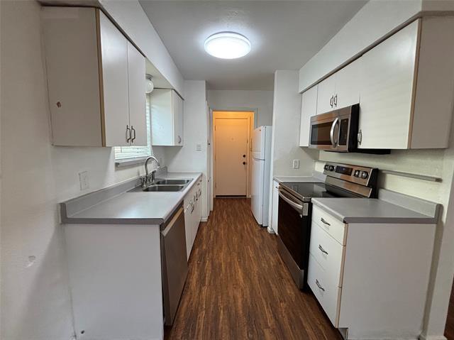 Foto del edificio - 1237 N Knowles Dr