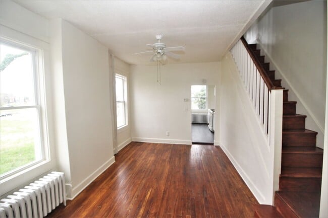 Building Photo - Nice EOG Coldstream Homestead Montebello 3bd/1ba w/ W/D! Available 6/15