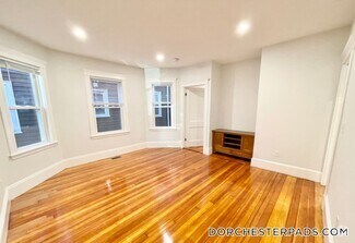 68 Bakersfield St