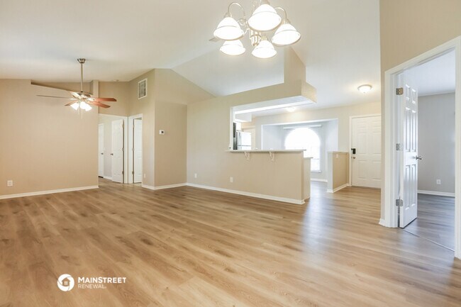 Building Photo - 4701 Brickell Dr