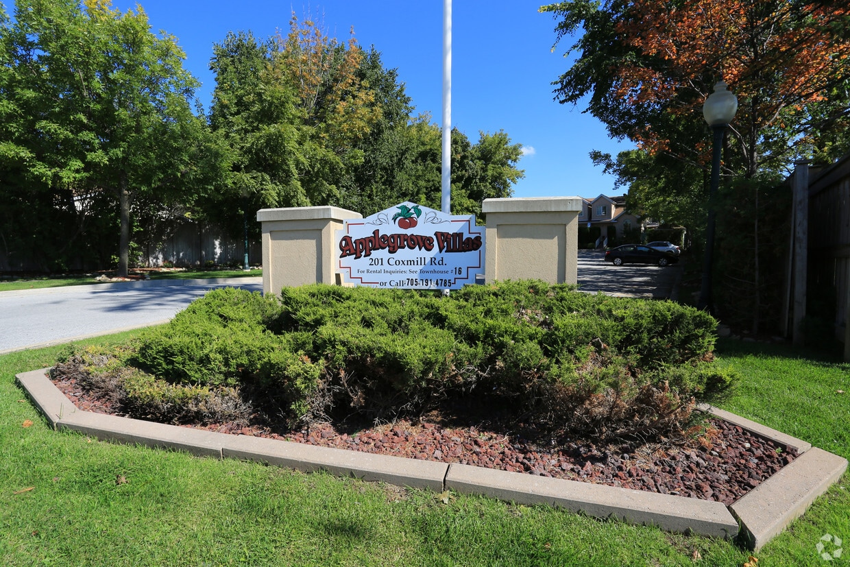 Building Photo - Applegrove Villas