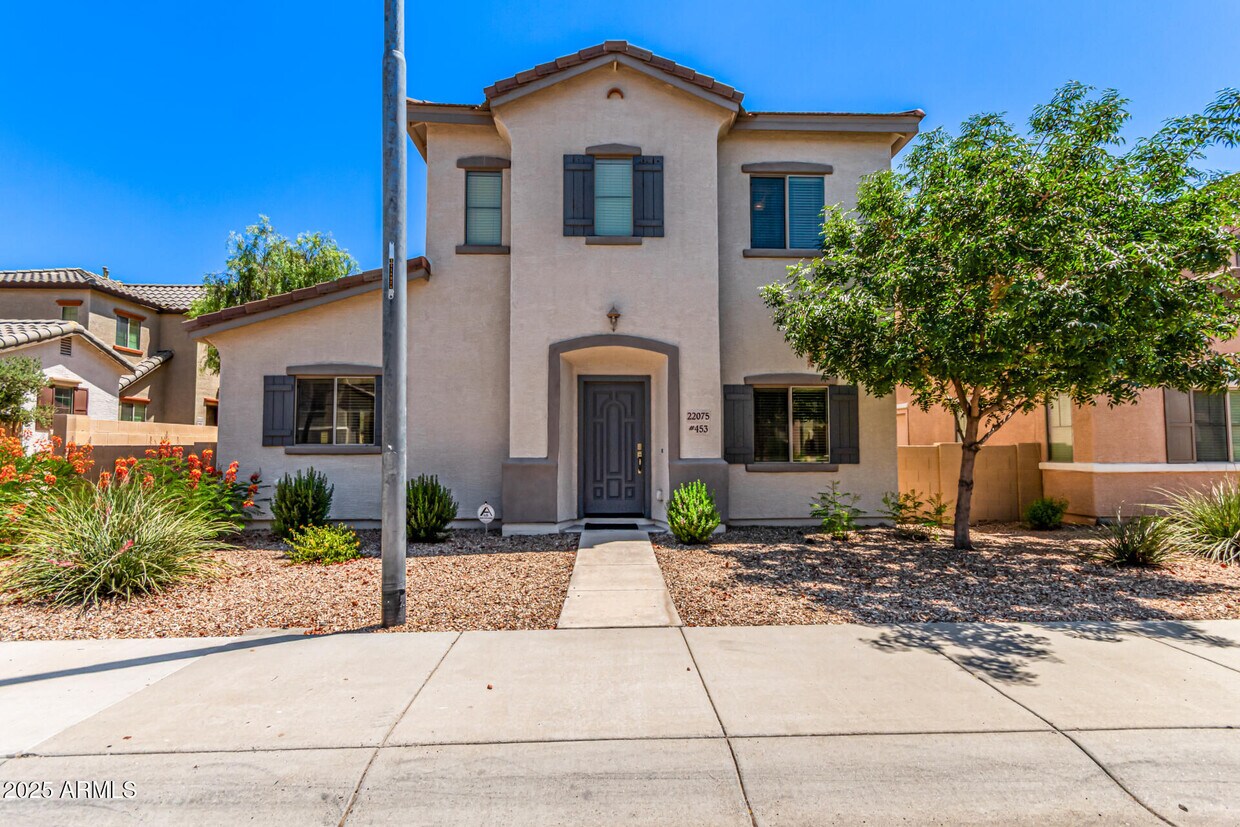 Primary Photo - 22075 N 103rd Ln
