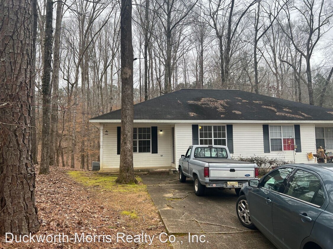 4813 Oak Meadow Dr, Northport, AL 35473 House Rental in Northport, AL