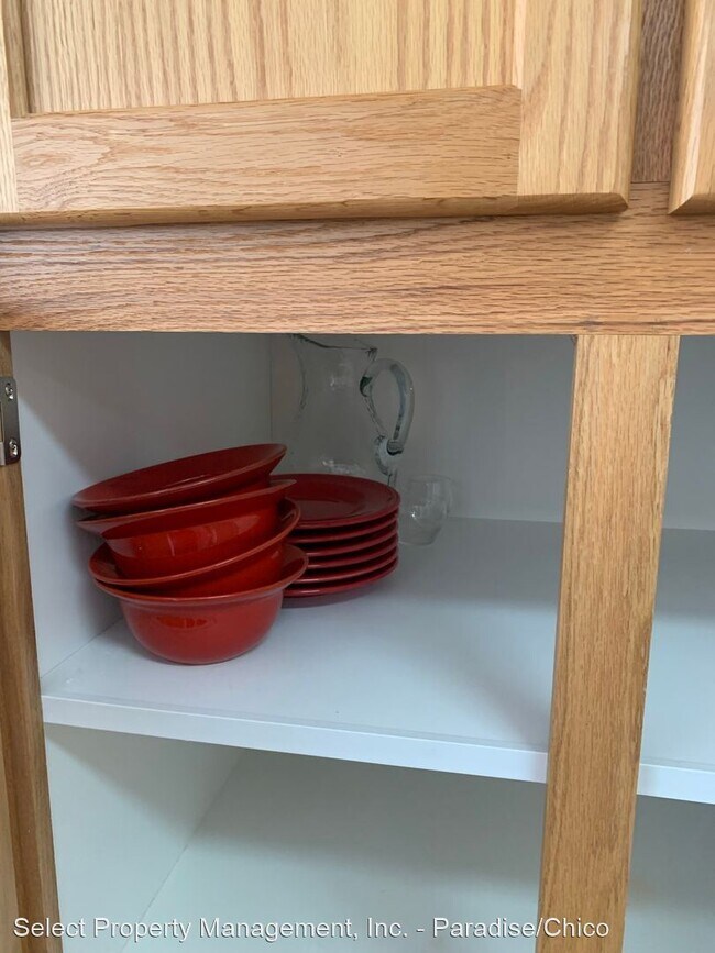 Foto del edificio - 4 br, 2 bath House - 72 Orchardcrest Drive