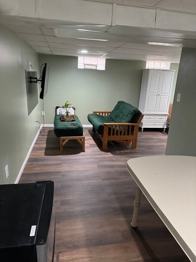 Foto del edificio - 3360 Edgewood St