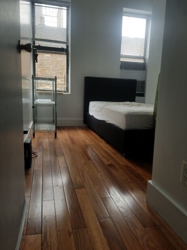 Building Photo - 147 Rockaway Pky
