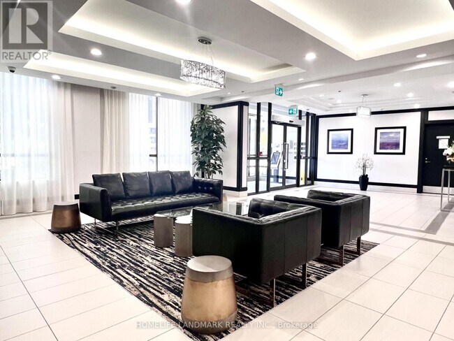 Photo du bâtiment - 1070-1070 Sheppard Ave W