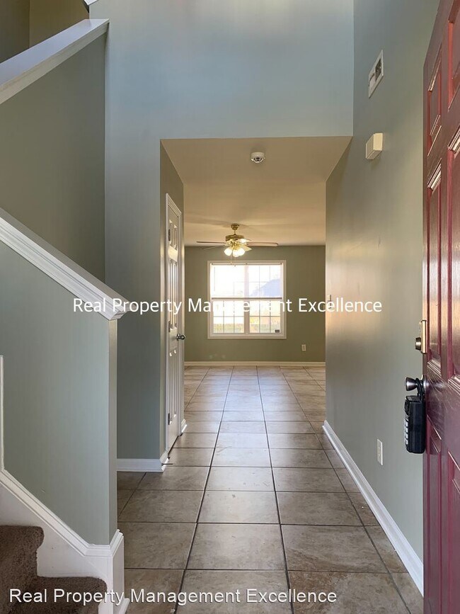Building Photo - 3 br, 2.5 bath House - 3116 Guiding Light Rd