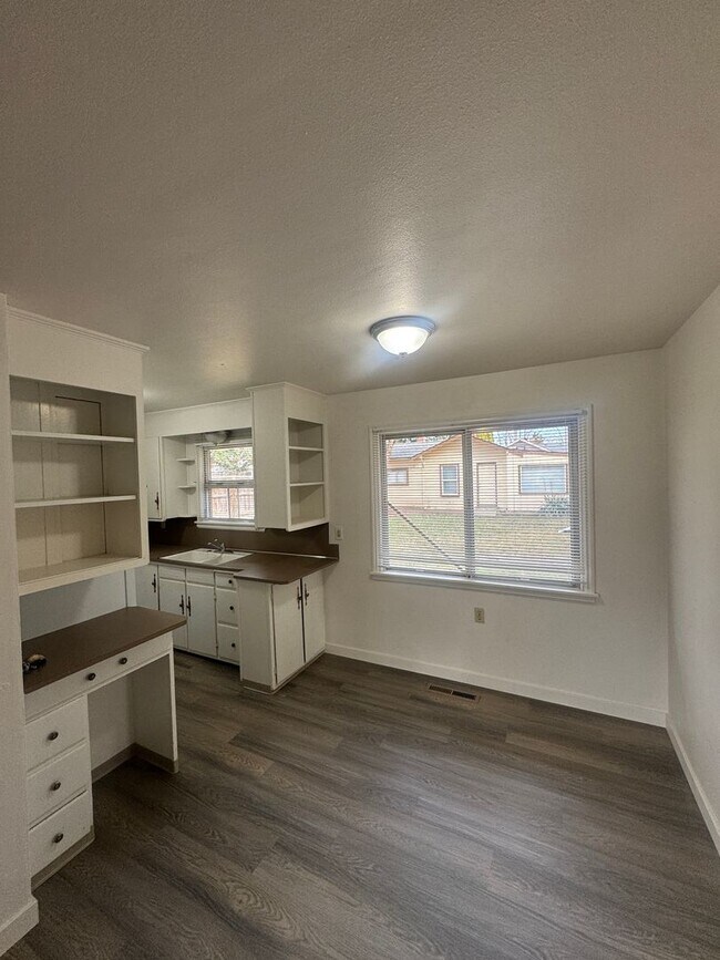 Foto del edificio - LH217