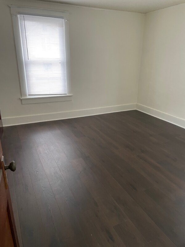 142 Race St Unit 142, Ashland, OH 44805 Room for Rent in Ashland, OH