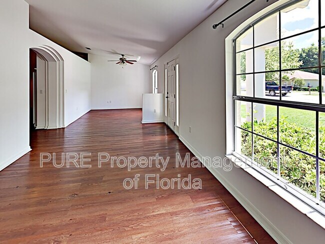 Foto del edificio - 2823 NE 25th St