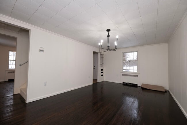 Foto del edificio - 956 Jefferson Dr