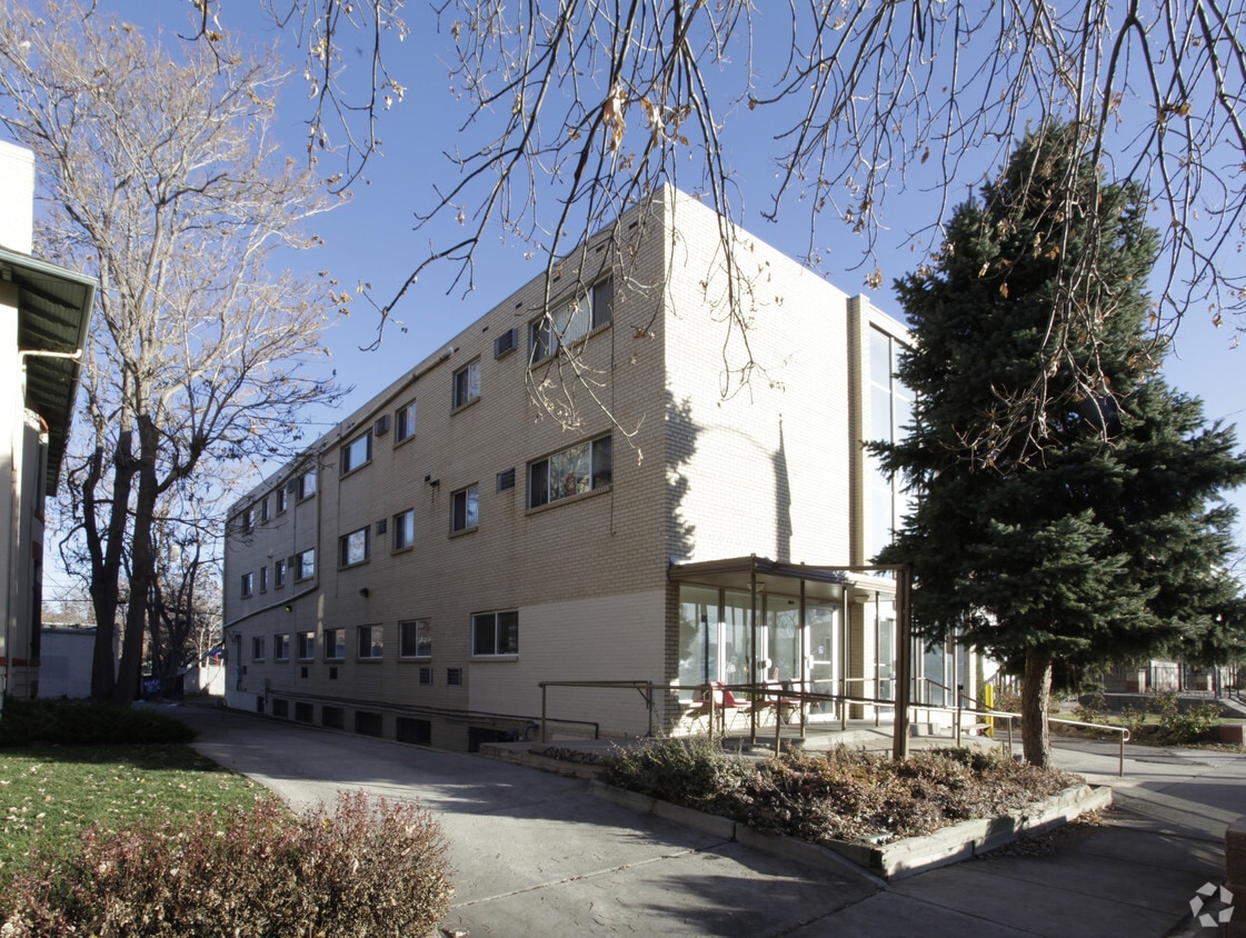 Building Photo - 1730-1732 High St