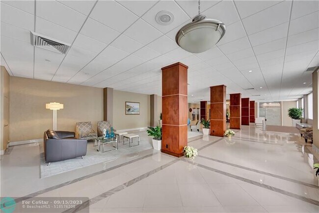 Building Photo - 4250 Galt Ocean Dr