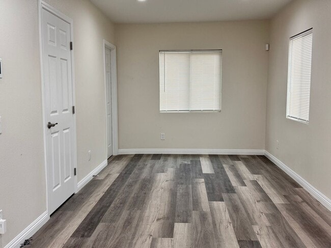 Foto del edificio - 128 N Sheridan St