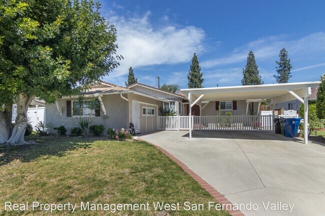 Building Photo - 4 br, 3 bath House - 22459 Covello St.