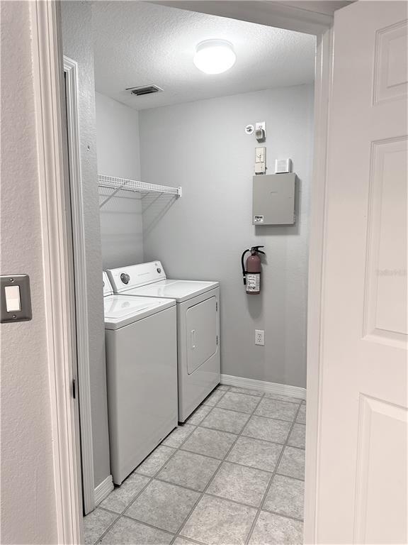 Foto del edificio - 5475 Vineland Rd
