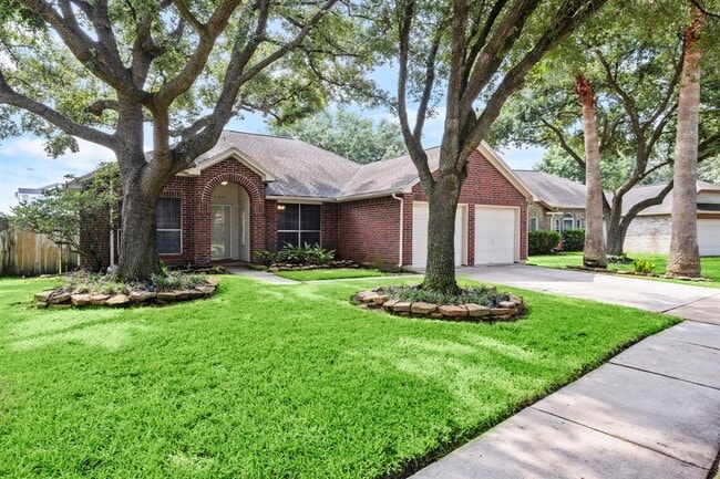 Building Photo - 11307 Travelers Way Cir