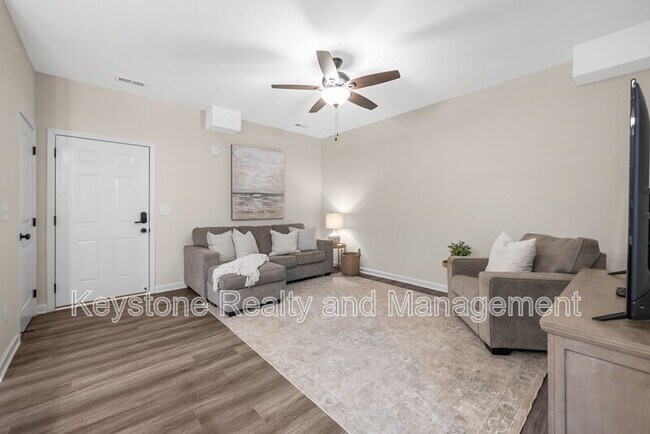 Building Photo - 15 Millswood Dr