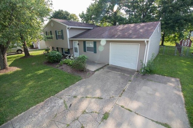Building Photo - 1314 Fairview Dr