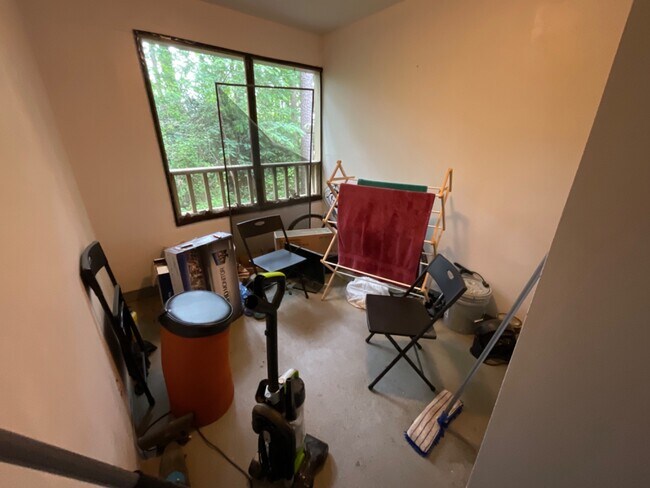 Foto del edificio - 3512 Ivy Commons Dr