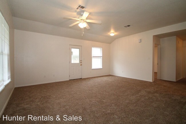 Foto del edificio - 3208 Toledo Dr